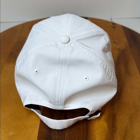 Titleist Clemson Tigers 2018 National Champions Adjustable Cap White Orange Paw - Picture 5 of 12